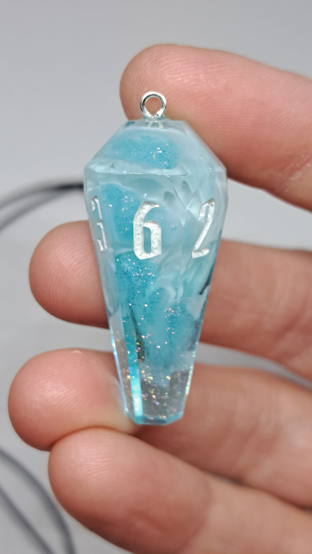 Snow Queen - Functional d6 Necklace