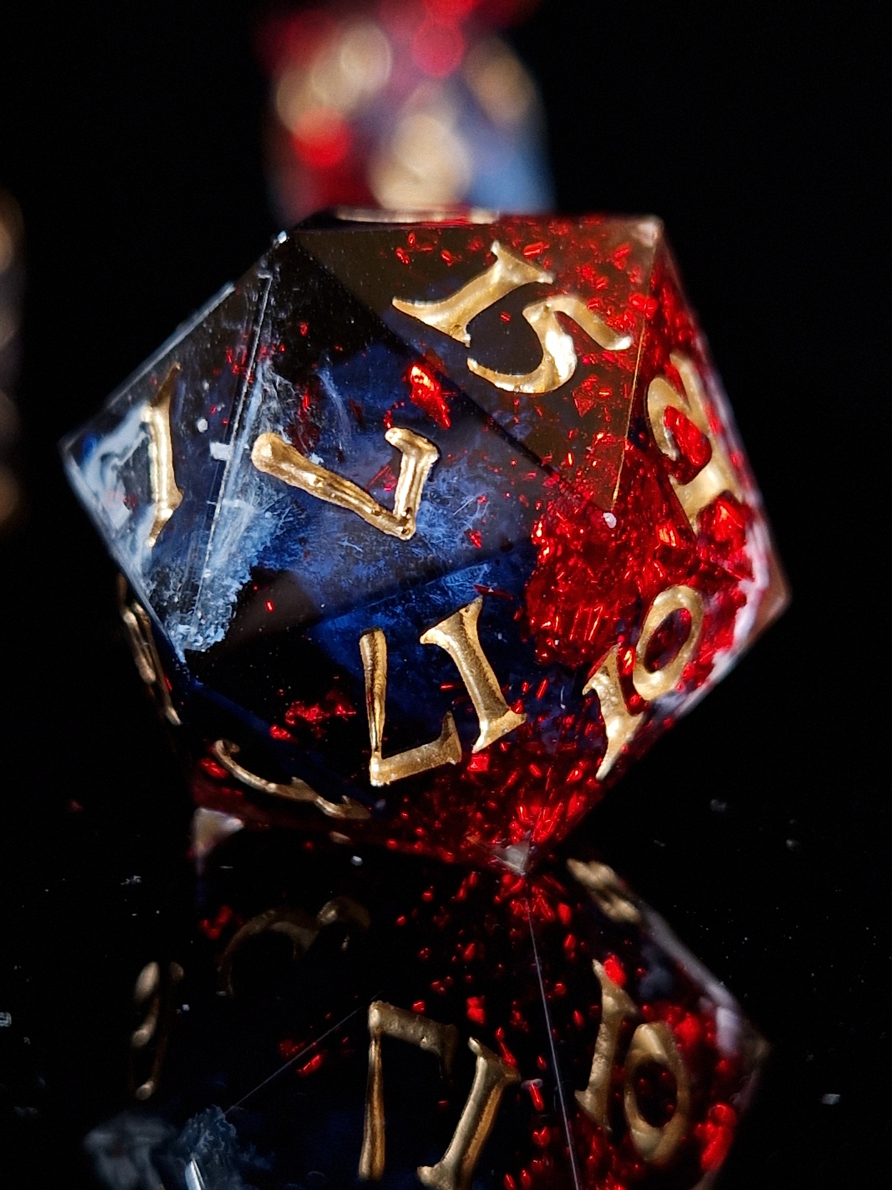 Art & Dice Bundle – Limited Linocut Print + Polyhedral Dice Set "Bloodmoon Bloom"