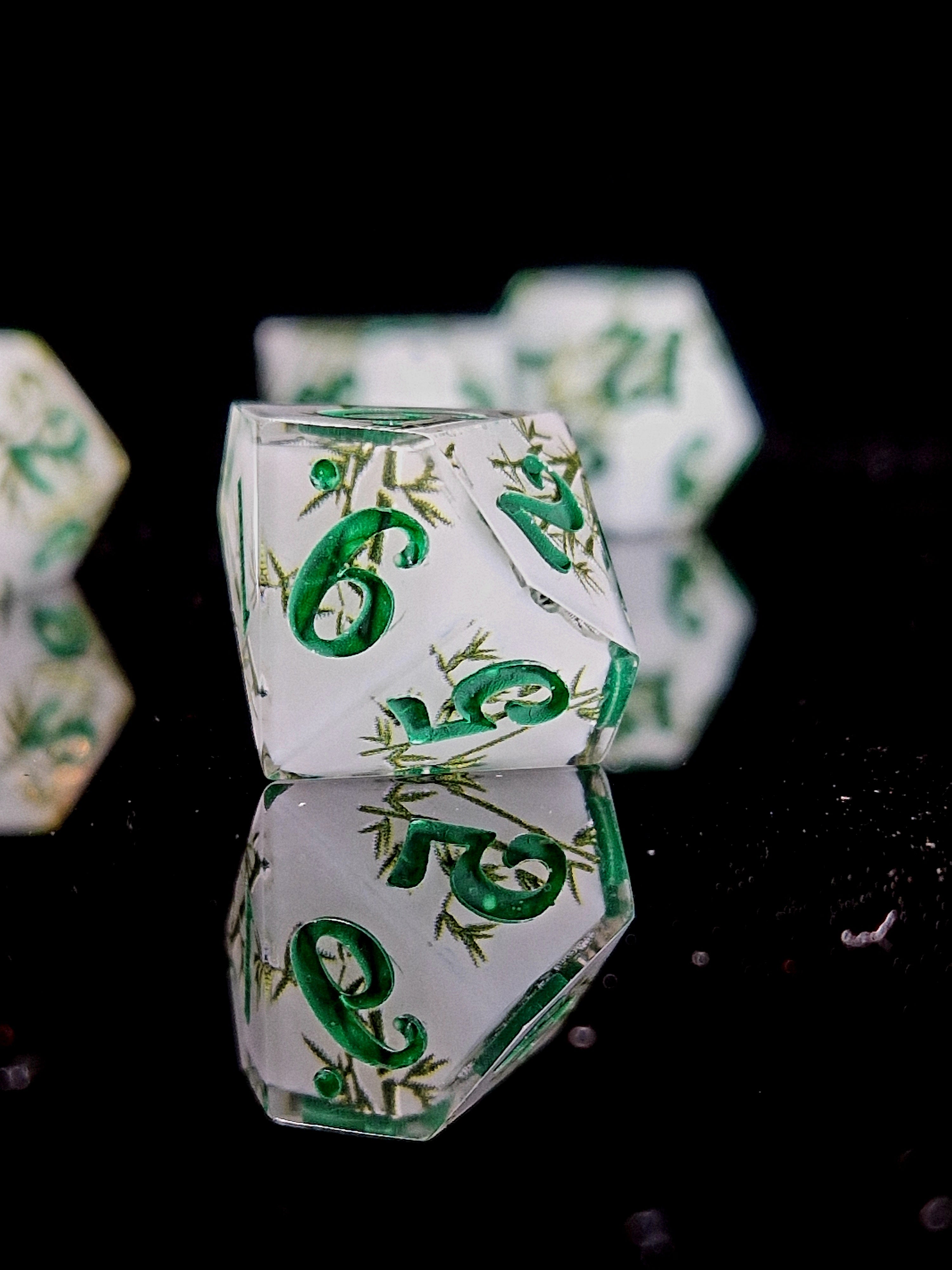 Art & Dice Bundle – Limited Linocut + Polyhedral Dice Set "Samurai Love"