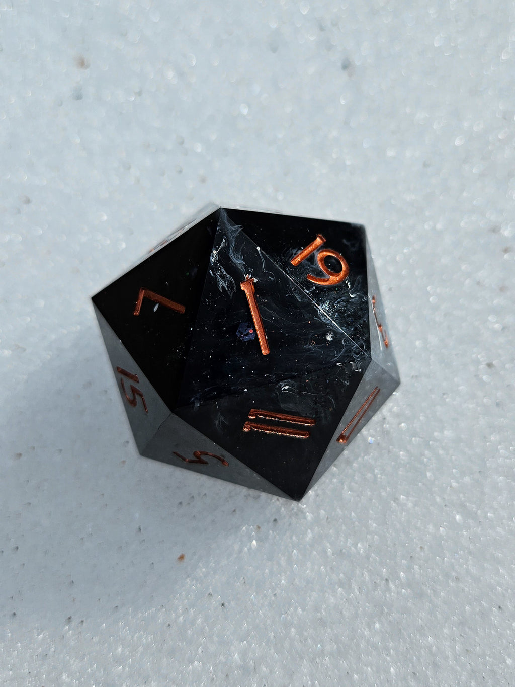 Light in the Darkness - 45mm d20