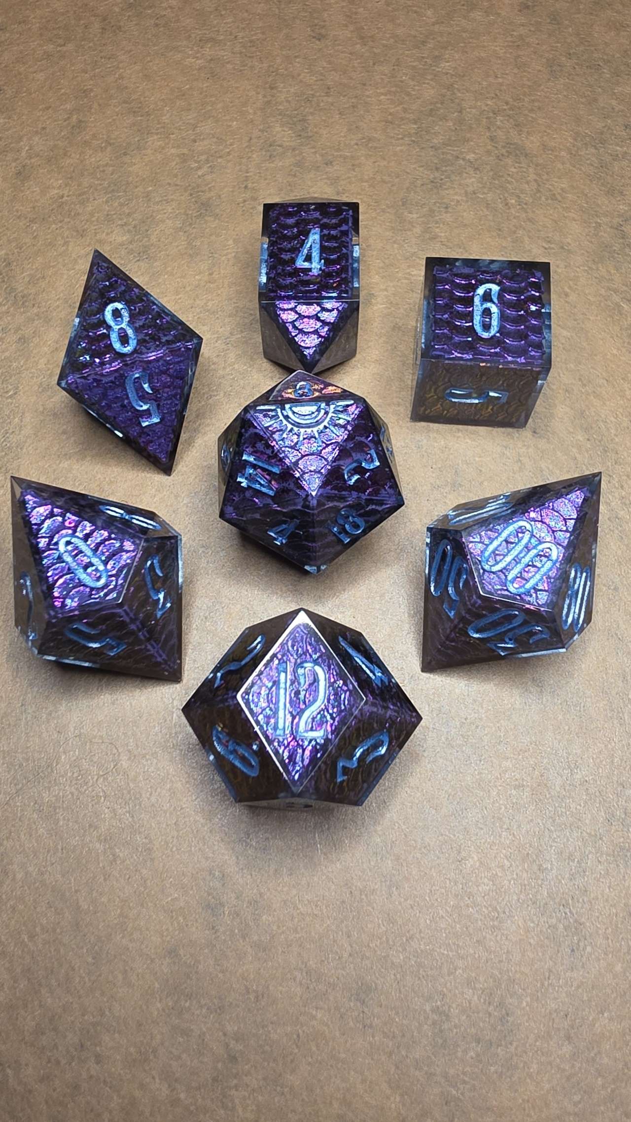 Ariadne - Dragonscale 7-Piece Dice set
