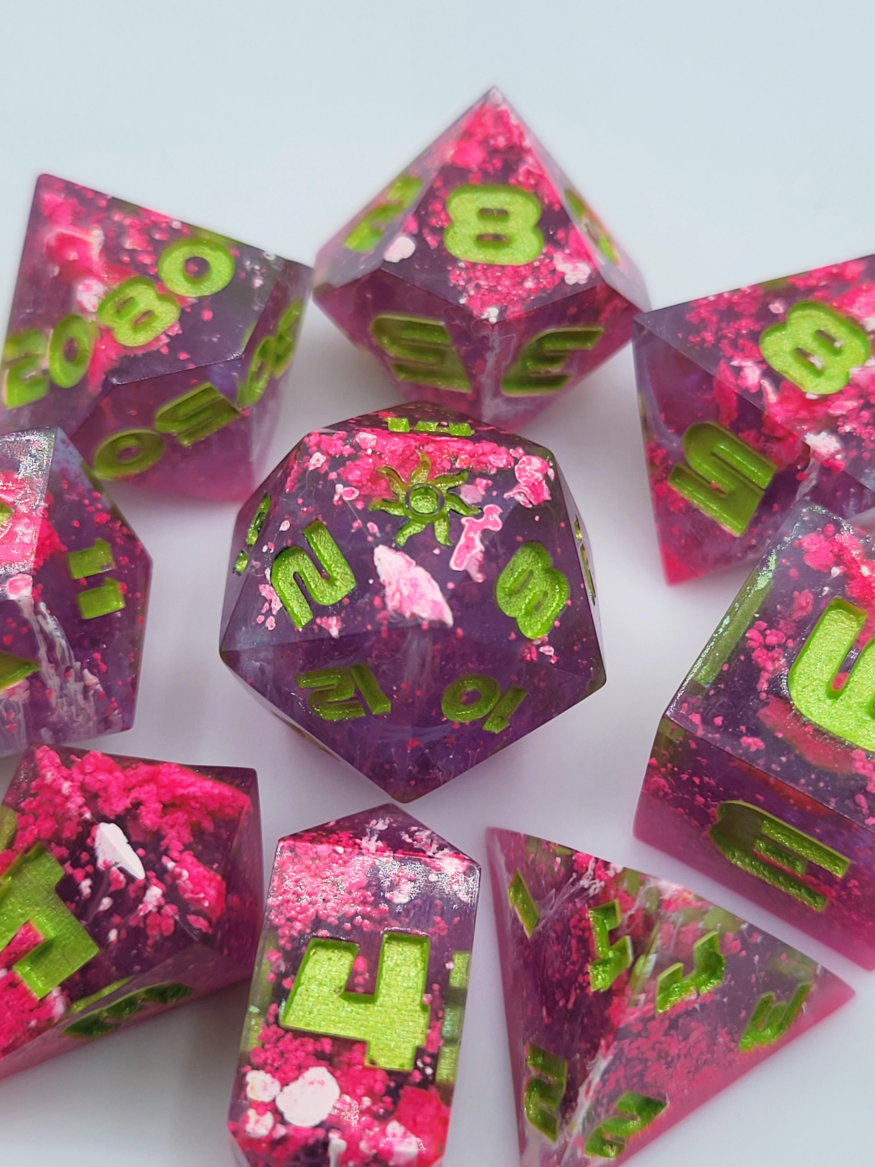 Defrosting Neon | 9-Piece Petri Dice Set
