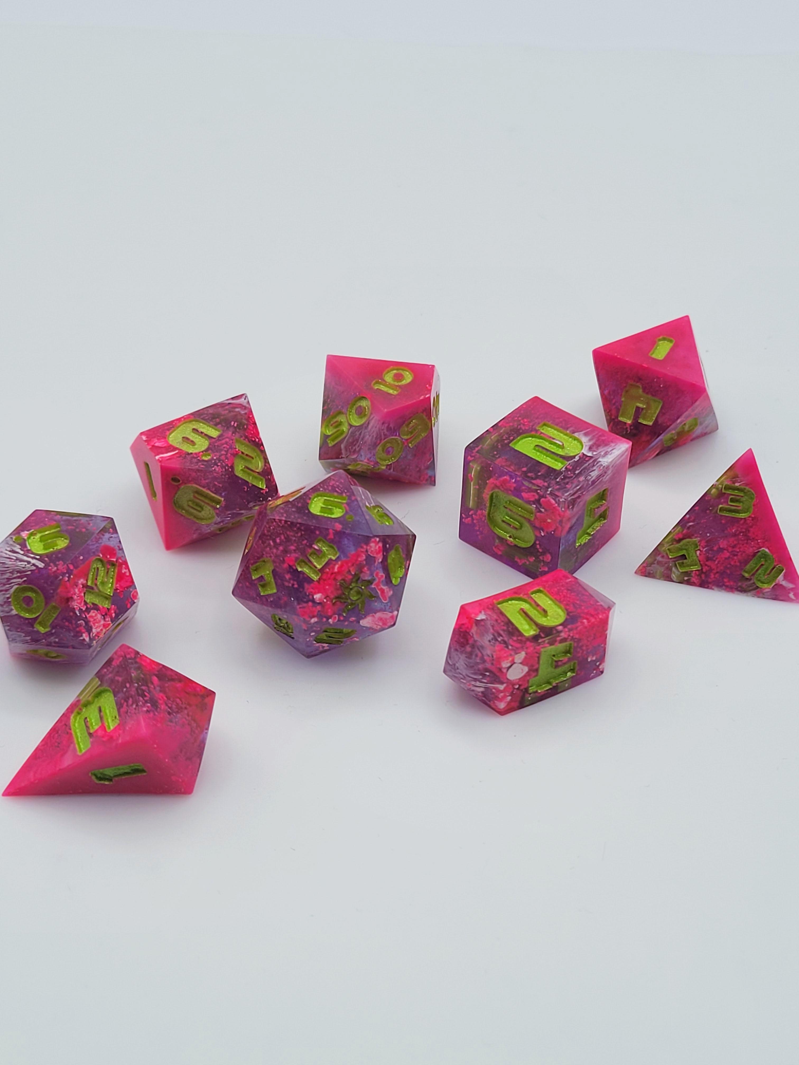 Defrosting Neon | 9-Piece Petri Dice Set