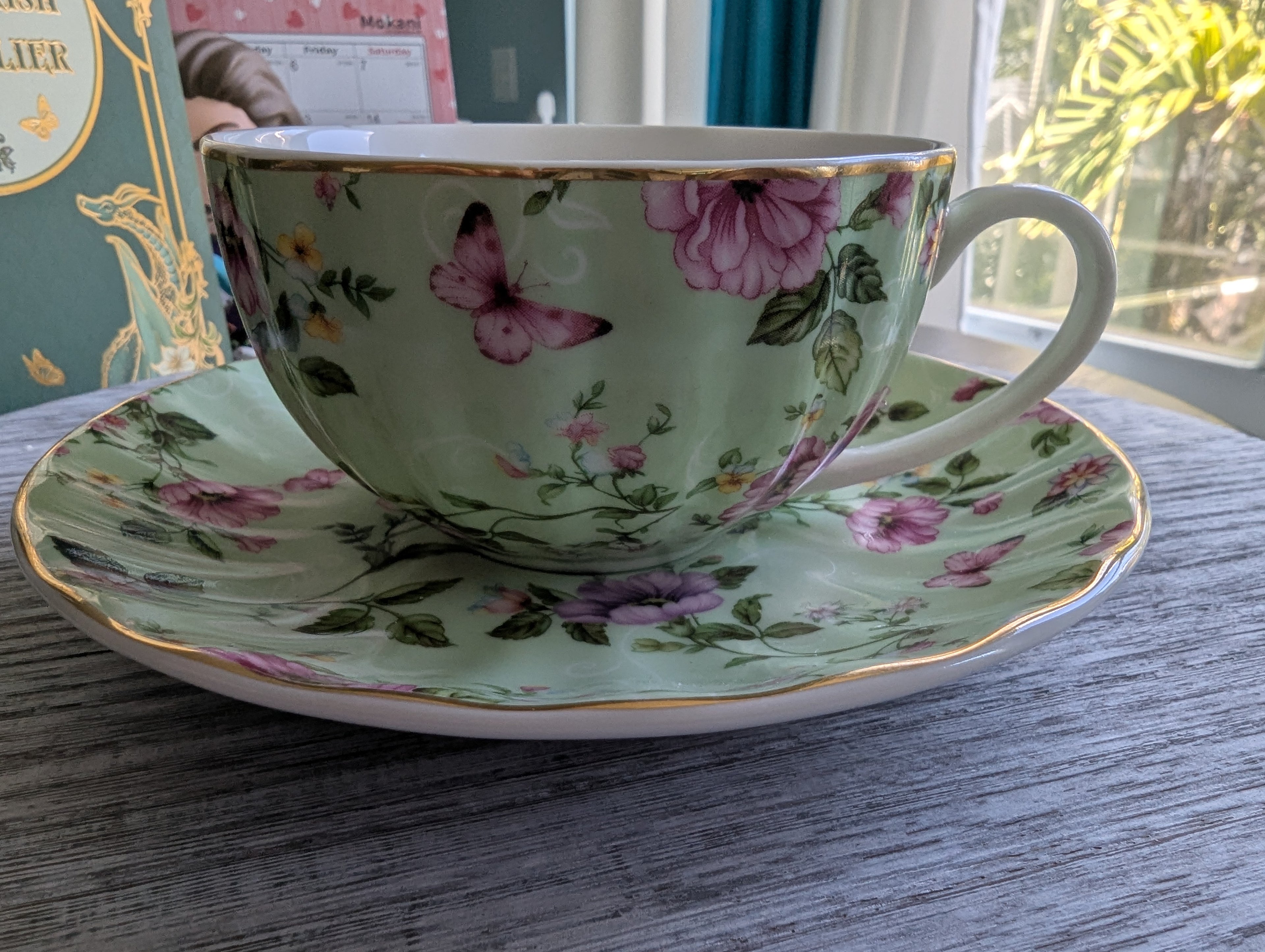 Hot Tea Melts Ice - Teacup Dice Roller