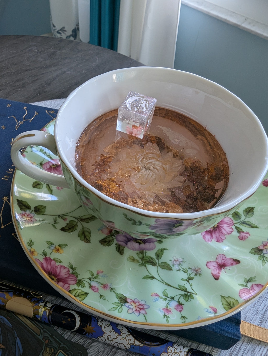 Hot Tea Melts Ice - Teacup Dice Roller