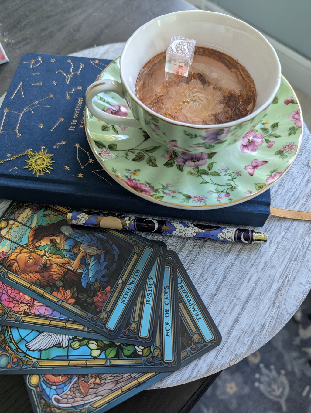 Hot Tea Melts Ice - Teacup Dice Roller