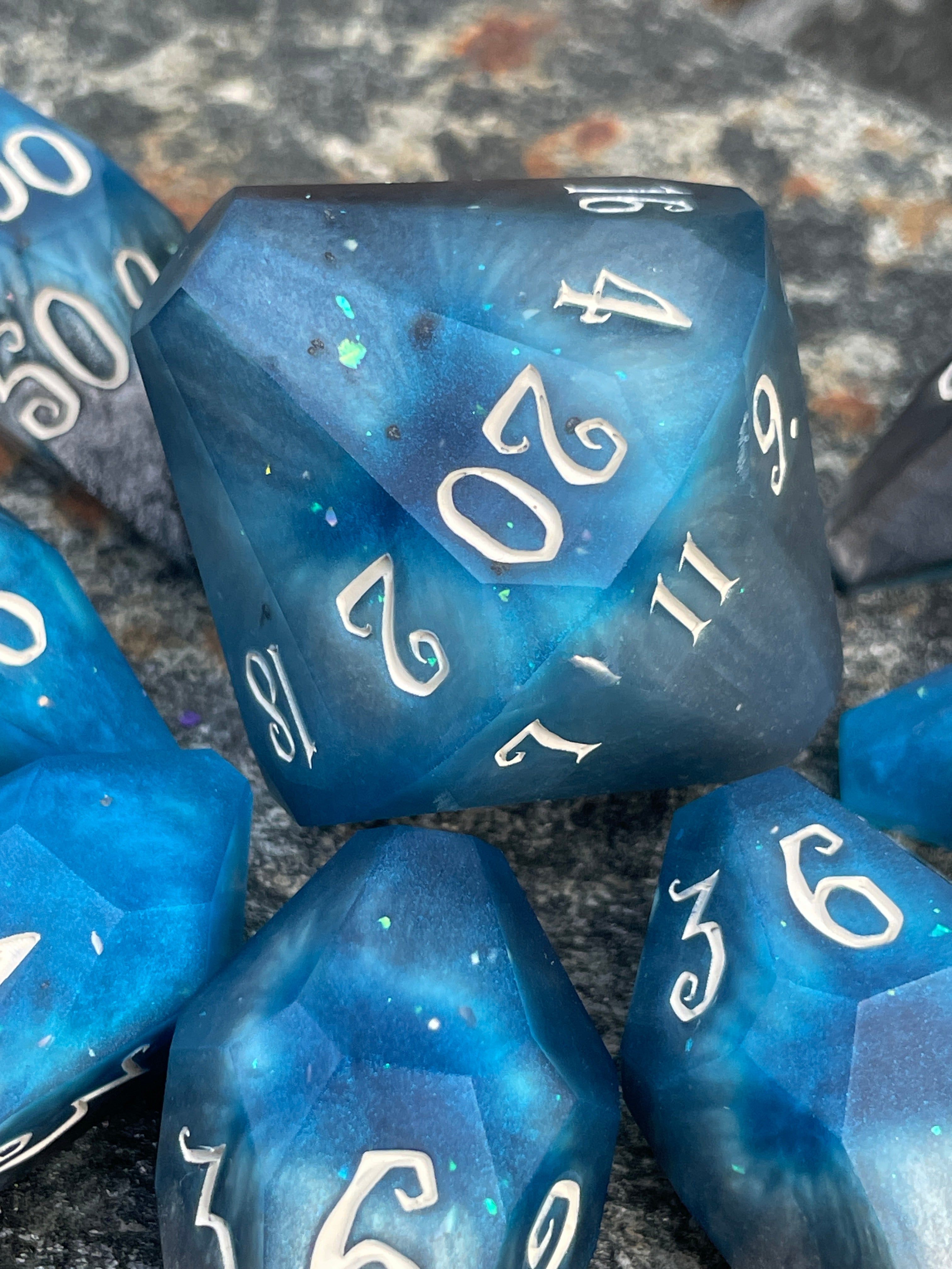 Melt Into Darkness - 8-Piece Dice Set