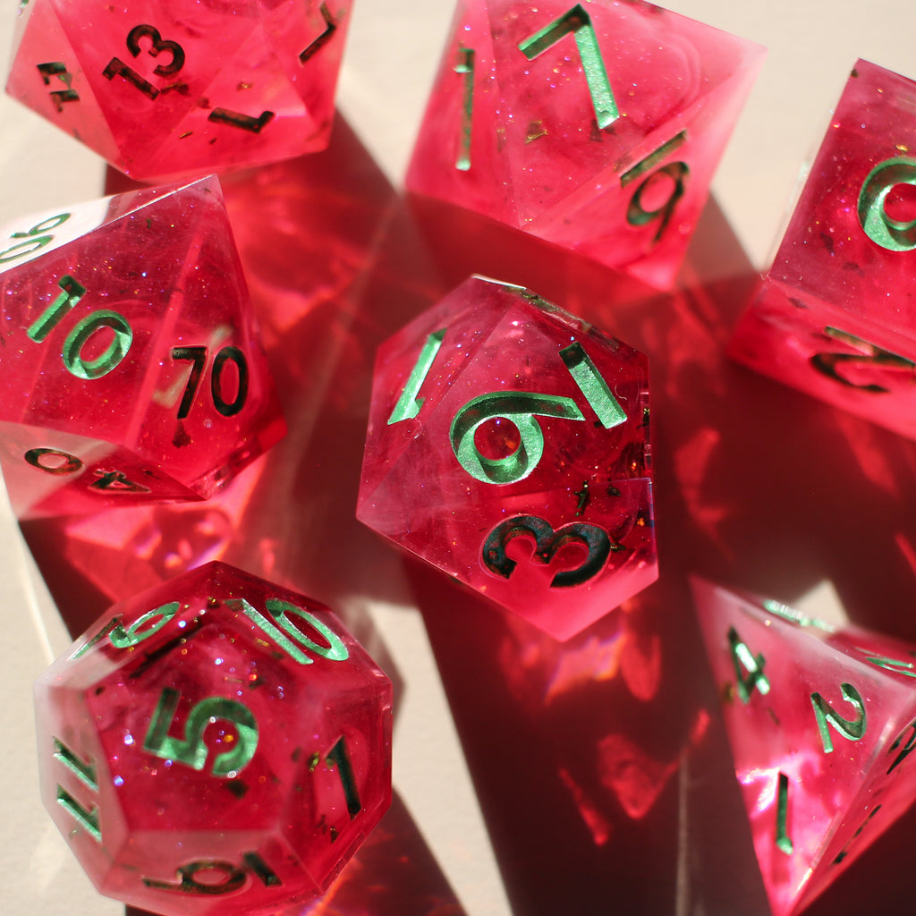 Summer Always Returns - 7-Piece Dice Set