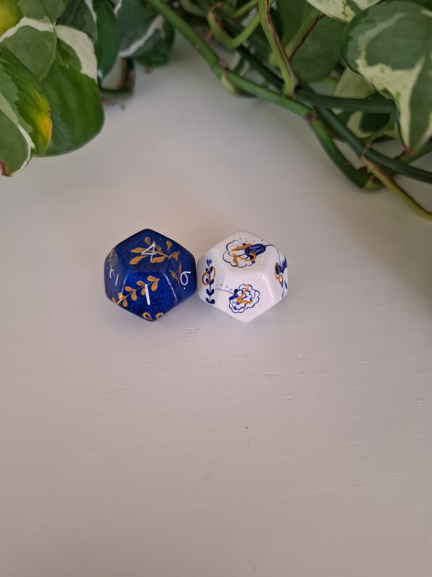 Porcelain Pair - Daggerheart 2D12 Duality Dice