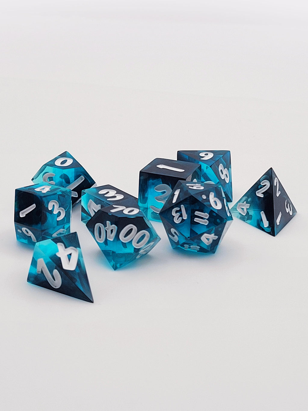 Shadowed Ice | 9-Piece Ombre Dice Set