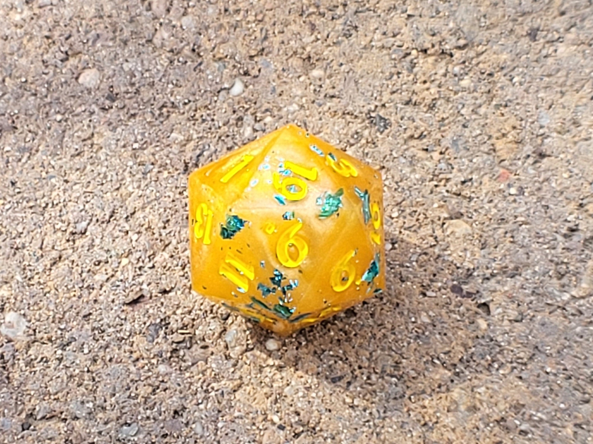 Xanthous Spark 7-Piece Set