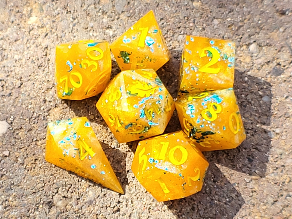 Xanthous Spark 7-Piece Set